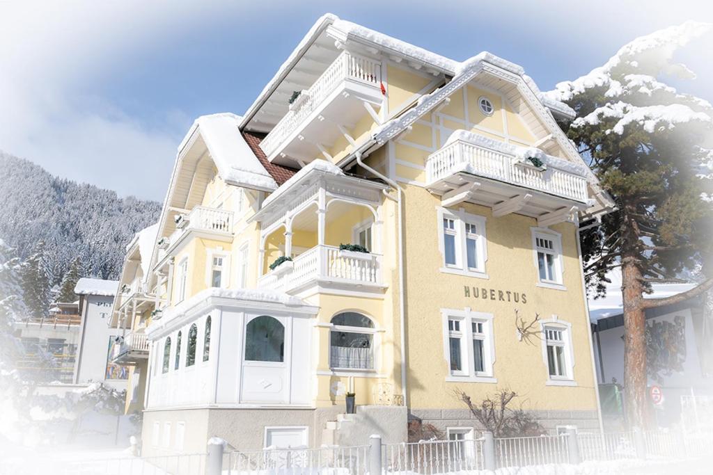 Garni Hubertus 3*